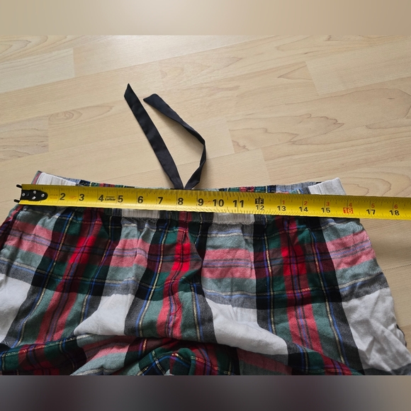 Victoria's Secret Plaid Pajamas Size Large - Picture 15 of 15